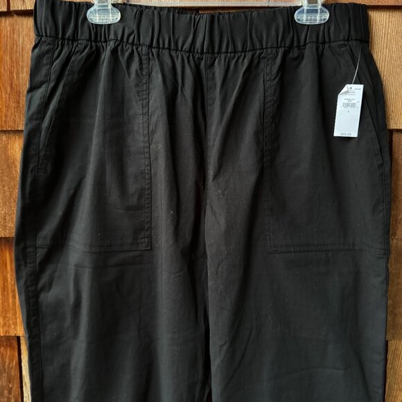 NWT GAP Black Pull On Elastic Waist Off Duty Trousers in Women's Large - Picture 2 of 9